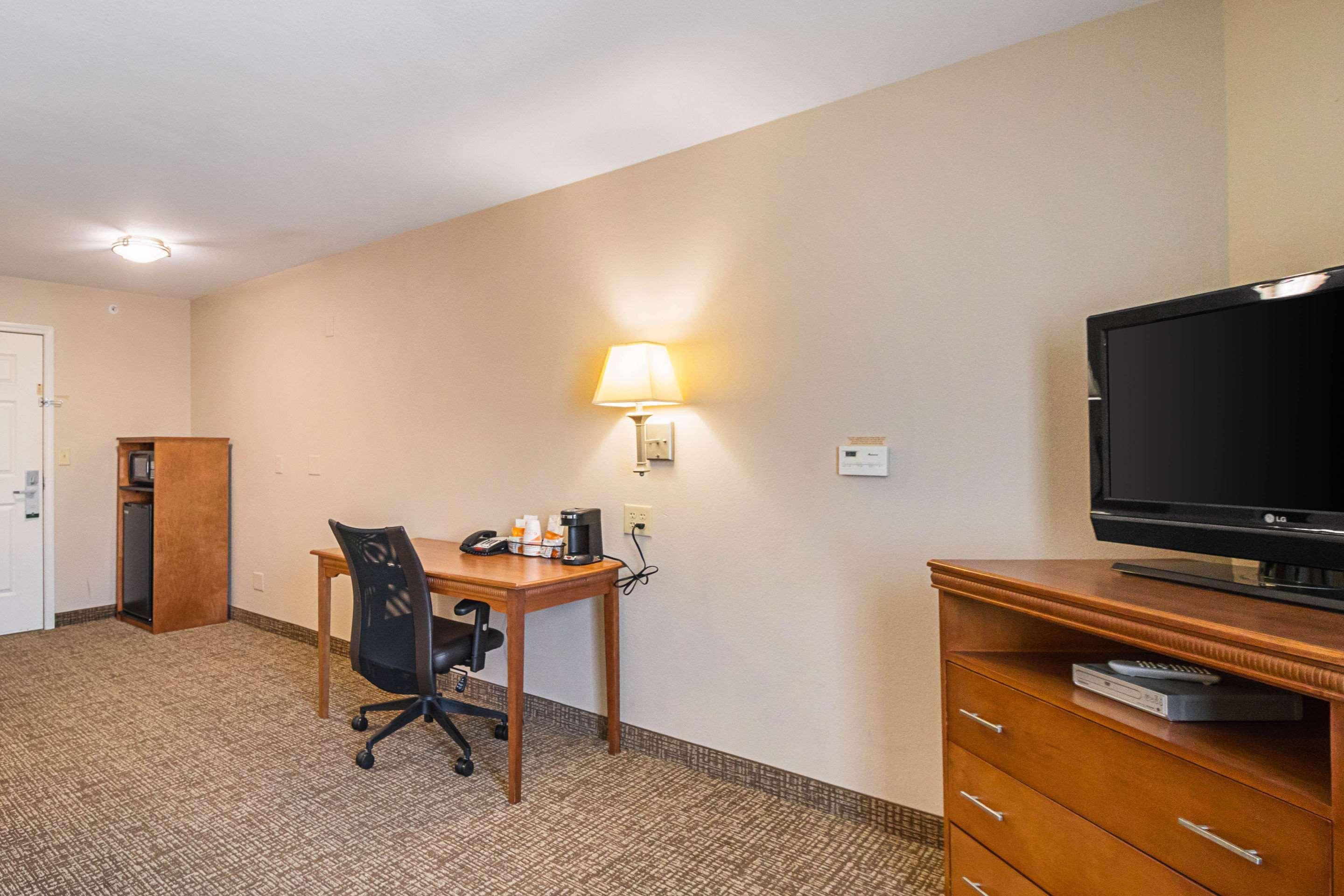 Suburban Extended Stay Hotel Waterloo - Cedar Falls - Cedar Valley מראה חיצוני תמונה