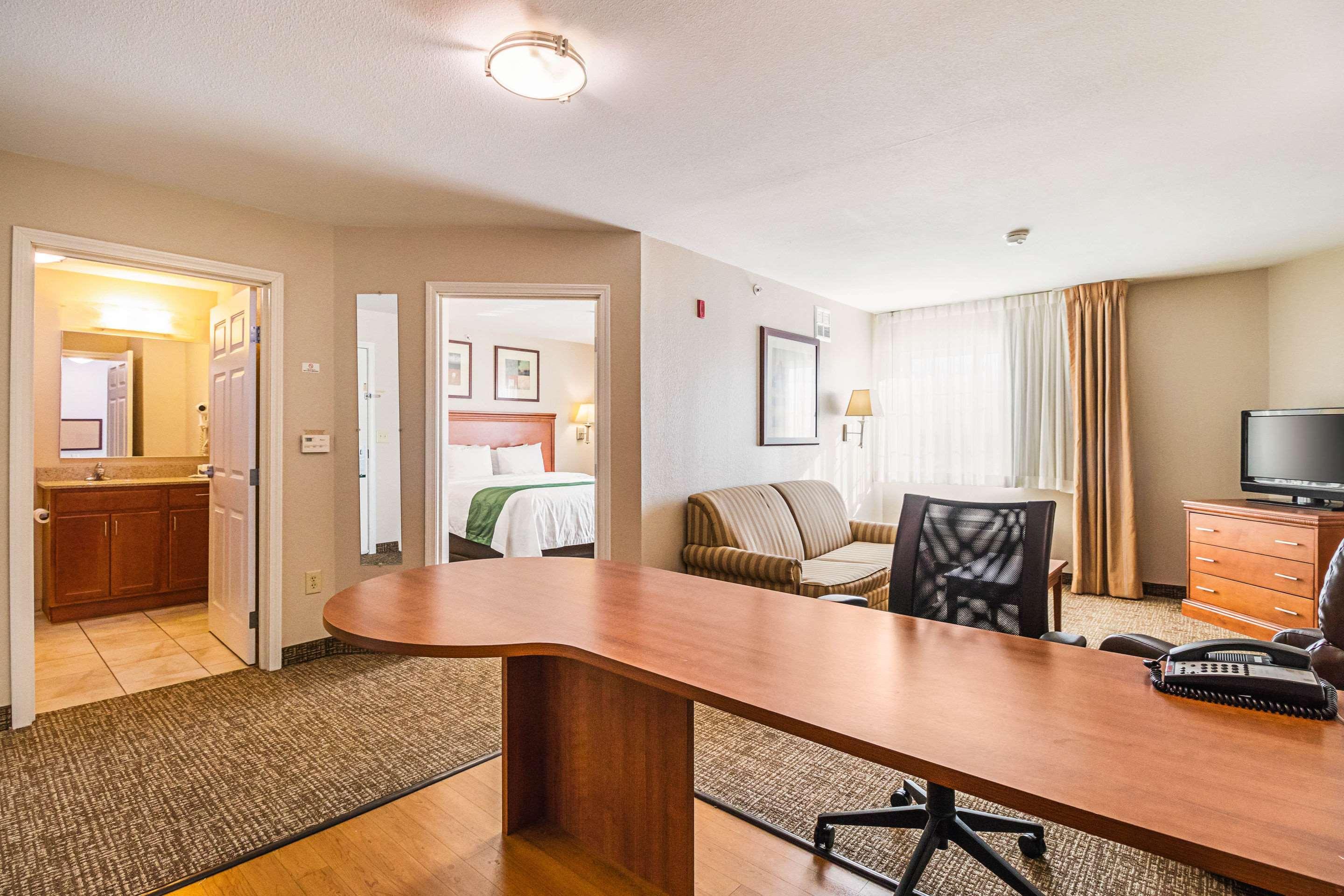 Suburban Extended Stay Hotel Waterloo - Cedar Falls - Cedar Valley מראה חיצוני תמונה