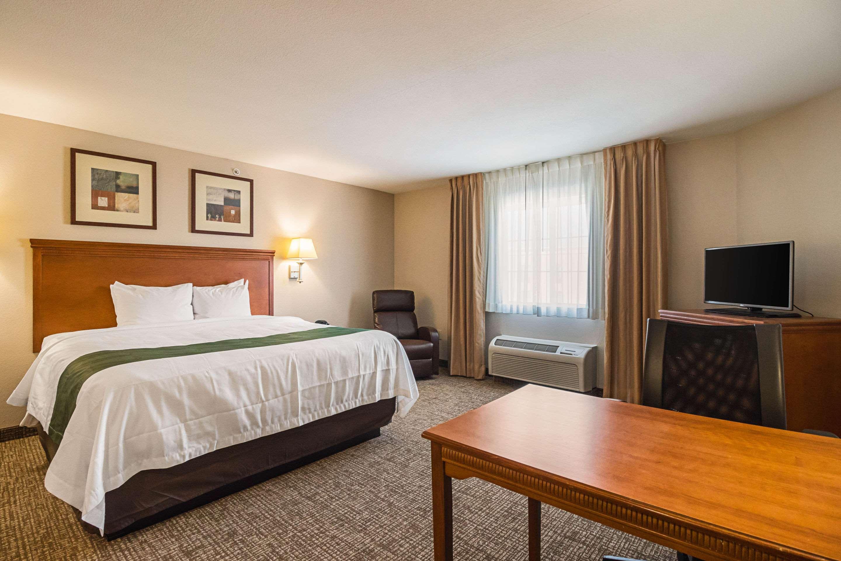 Suburban Extended Stay Hotel Waterloo - Cedar Falls - Cedar Valley מראה חיצוני תמונה